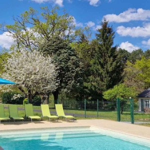 Vacances avec piscine dans un cadre magique