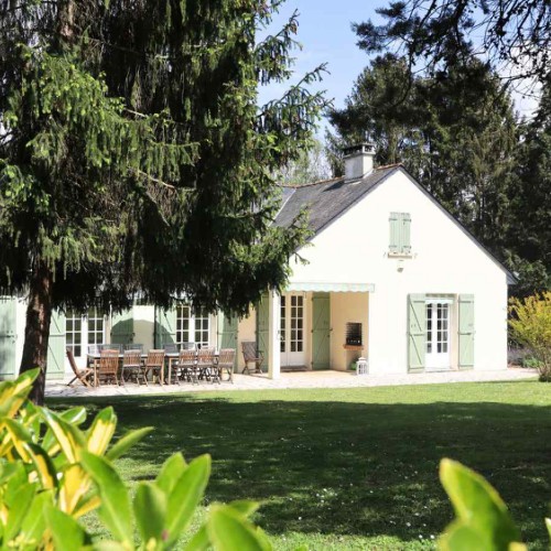 Gite avec grand jardin